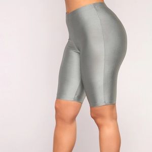 Fashion Nova Curves For Days Silver Biker Shorts XL